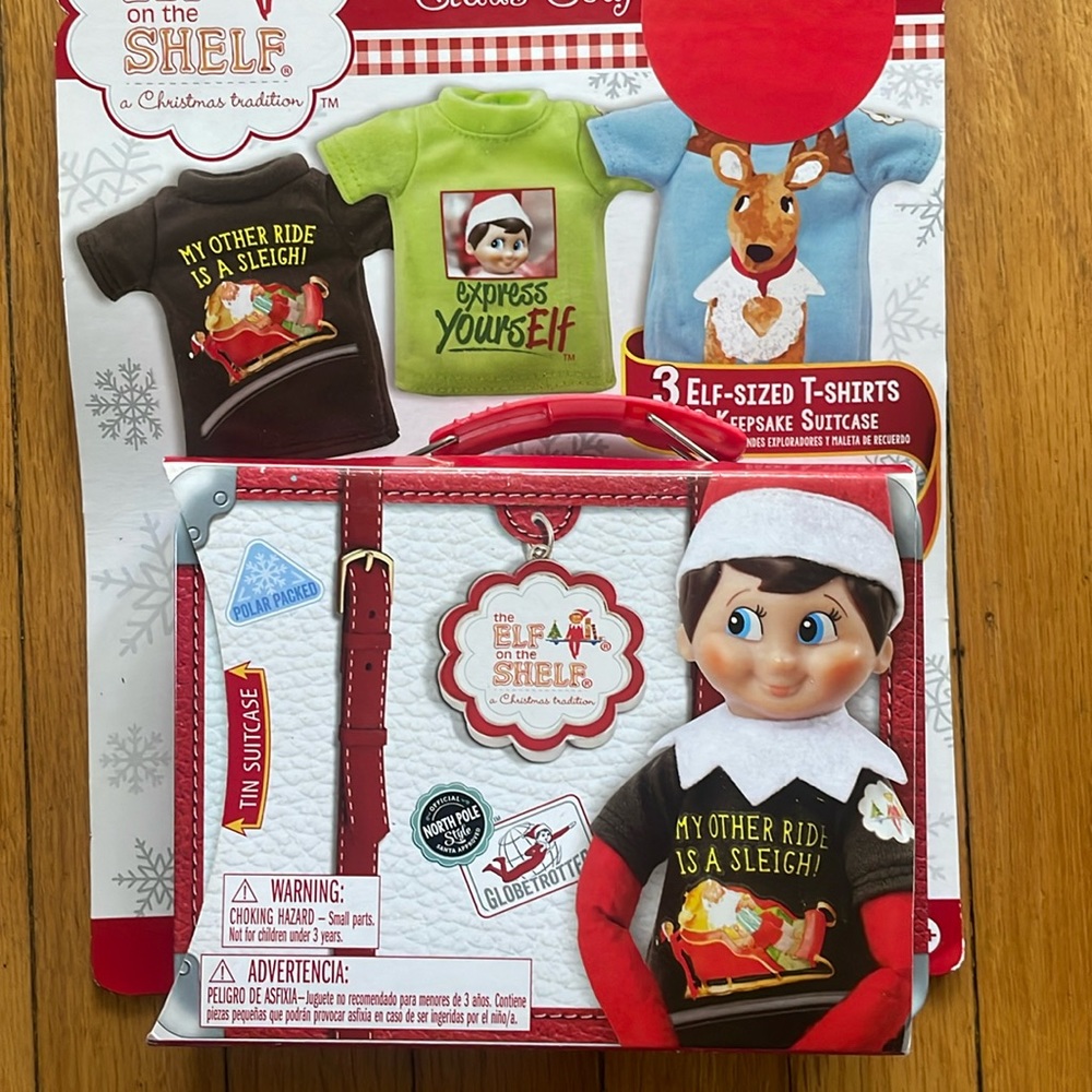 The Elf on the Shelf Graphic Tshirt Multi pack & Keepsake Suitcase